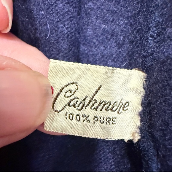 Hadley Vintage Women’s 100% Cashmere Handmade Navy Cardigan Sweater  Sz M - Picture 14 of 15